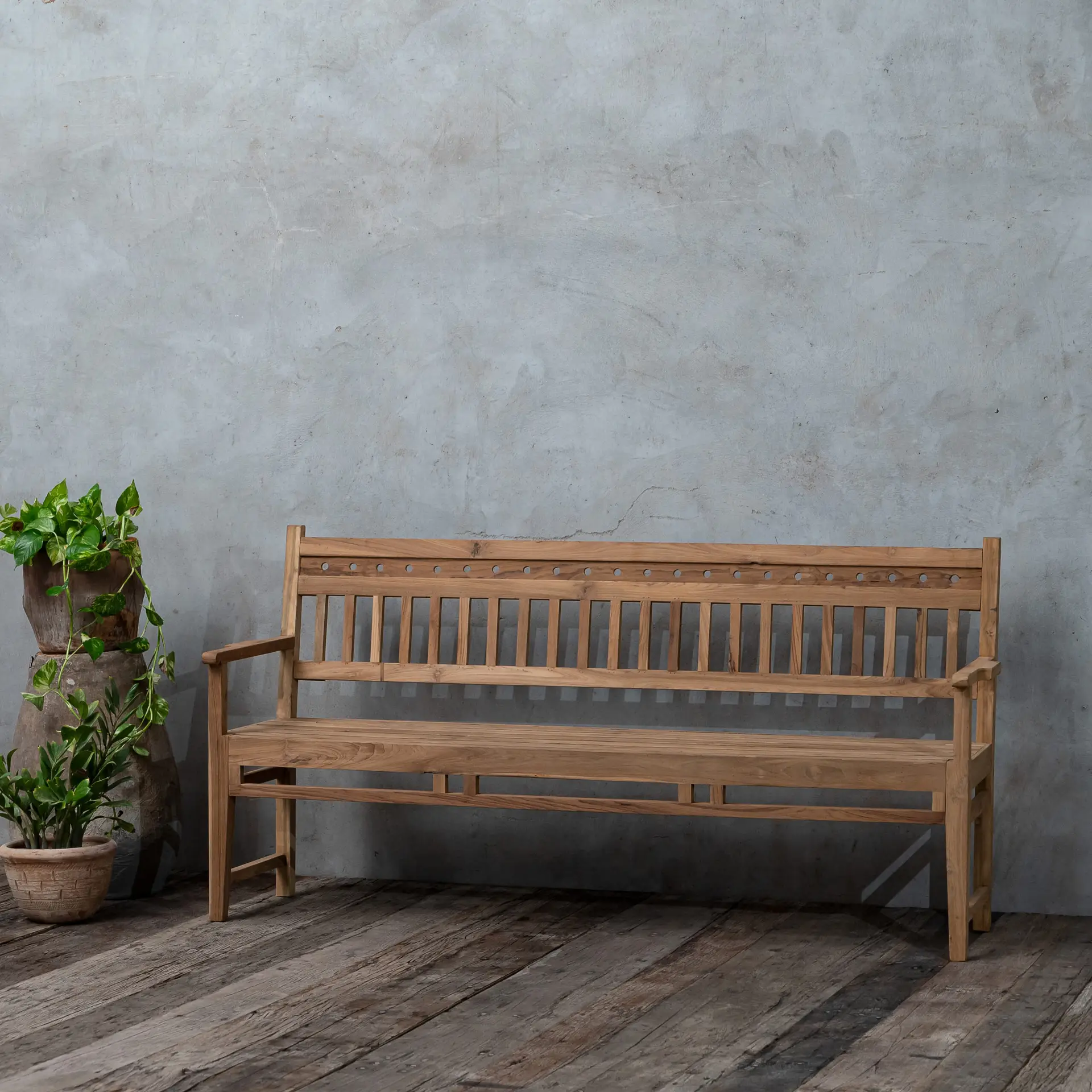 reclaimed wood bench handmade wooden bench entryway bench ideas outdoor bench ideas dining bench inspiration rustic home décor sustainable furniture modern farmhouse bench patio seating ideas solid wood furniture
